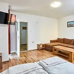 Otel Koral 2*
