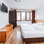 Otel Koral 2*
