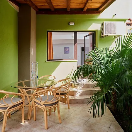 Szálloda Koral Primorszko